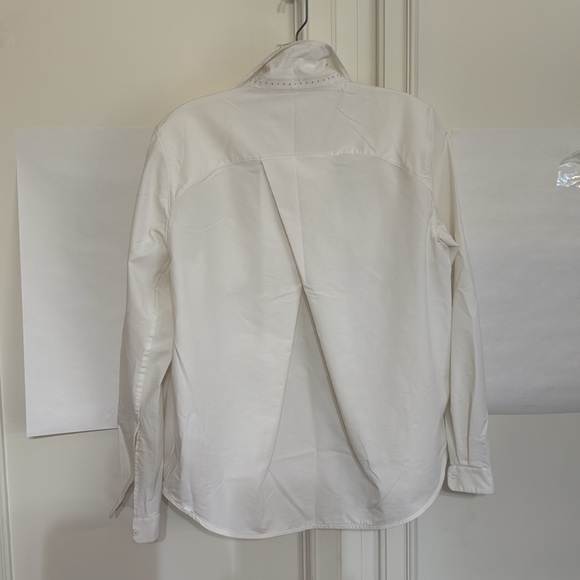 Lululemon full day ahead Long Sleeve Buttondown Shirt in WHITE. Size 8 no Tag - Picture 2 of 6